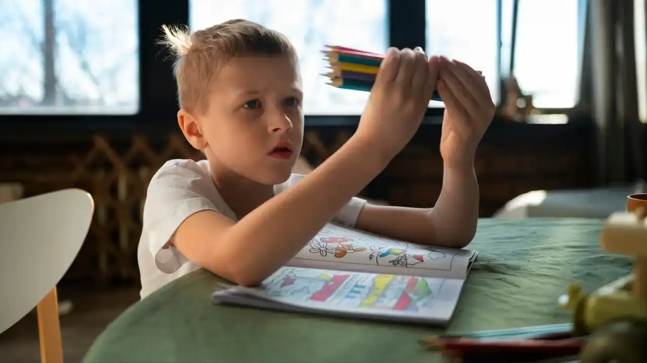 early signs of autism spectrum disorder in children therapy support